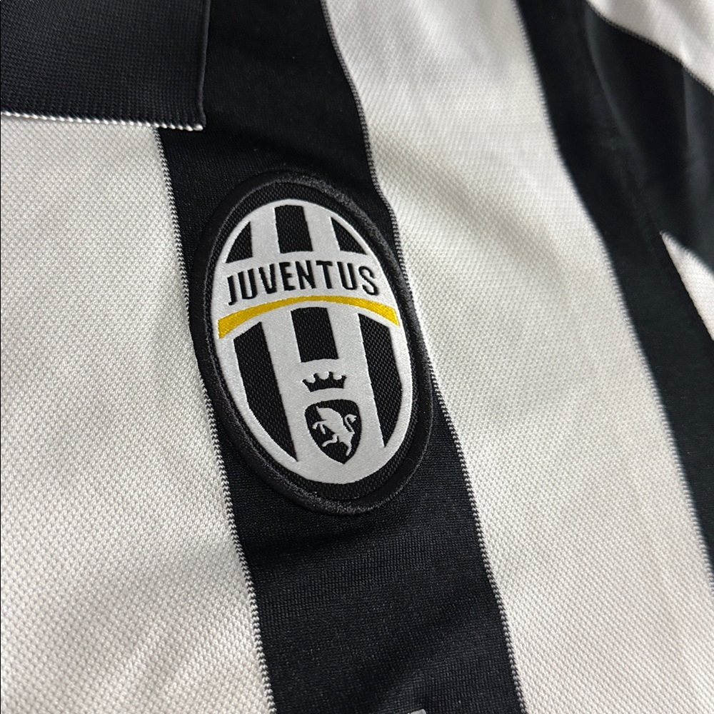 VINTAGE Juventus #6 Paul Pogba 2014-15 Nike Home Jersey - Picture 4 of 11